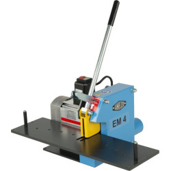 Žarnų pjovimo mašina EM4