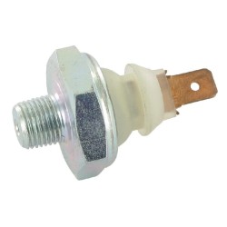 Case - IH 654 3055238R93 Alyvos slėgio jungiklis