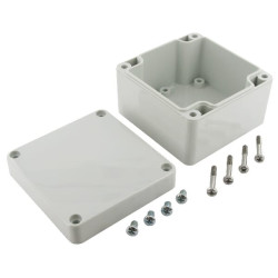 Polikarbonato korpusas 80x82x55mm M210