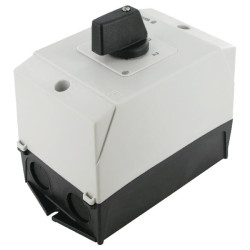 Atbulinės eigos jungiklis 3P, 20 A, 6,5 kW T038401I1