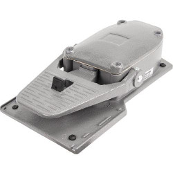 Kojinis jungiklis, 1NO, 1NC 060PA11