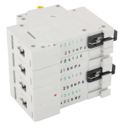 Miniatiūrinis automatinis jungiklis 25A, 3P+N, B PLS6B253N