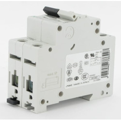 Miniatiūrinis automatinis jungiklis FAZB161N