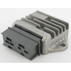 Įtampos reguliatorius 7362407