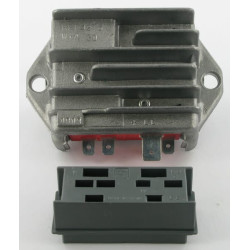 Įtampos reguliatorius 7362402