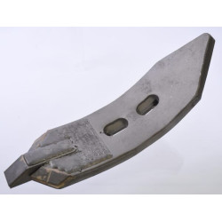 Kultivatoriaus kaltelis 370x100x20 mm, grūdintas, lenktas, 2 skylių, tinka Farmet CP682CN