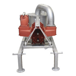 Akmenų gaudyklė ir BR200 ant rėmo 655BR200