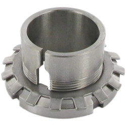 Adapterio įvorė su veržle H208