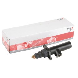 John Deere 2040 KG239016 FTE sankabos pagrindinis cilindras