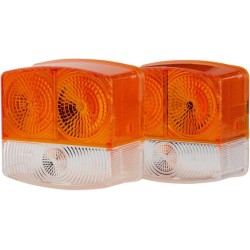 Case - IH 3220 9EL134741021 Šviesus lęšis, gintaro spalvos/skaidrus, kvadratinis kairysis Hella