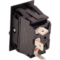 John Deere 7210 RE51104 jungiklis