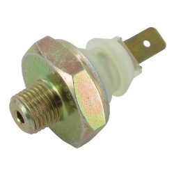 Case - IH CS75 0986344033 Alyvos slėgio jutiklis 0,8 baro