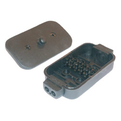 Jungiamoji dėžutė 6 polių SI1037600