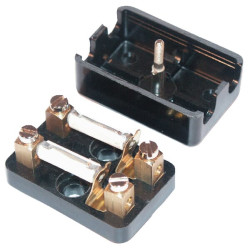 2 saugiklių dėžutė SI1050200