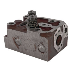 Cilindro galvutė, sukomplektuota, skirta Zetor 4 Cilindro Ursus 2700710105010