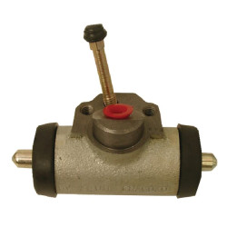 Mažas stabdžių cilindras dešinėje Zetor 67112604