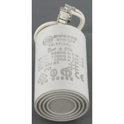 8 uF kondensatorius E260053