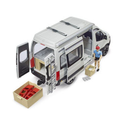 MB Sprinter Camper su vairuotoju U02672