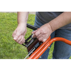 Stumiama trąšų barstytuvas 60 kg 450614