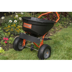 Stumiama trąšų barstytuvas 50 kg 450576