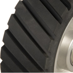 Kontaktinis ratas 200x75x42 su guoliu 1535005