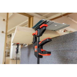 2 x Viena ranka valdomi stalo spaustukai EZR 150/60 EZR156SET