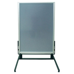 B1 reklaminių plakatų demonstravimas 1584000203