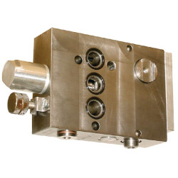 Valdymo vožtuvas 5/4 Deutz 07C SVA19009