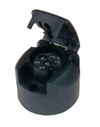 7 Kontaktų kištukų lizdai